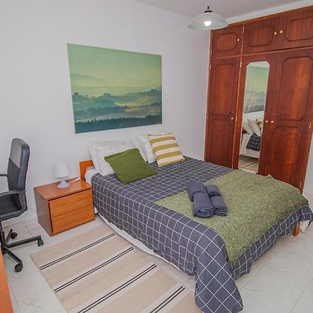 Charming Private Rooms In An Apartment A1 Penha - Фару Экстерьер фото