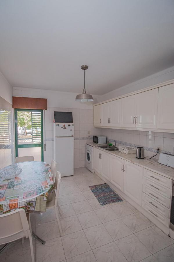 Charming Private Rooms In An Apartment A1 Penha - Фару Экстерьер фото